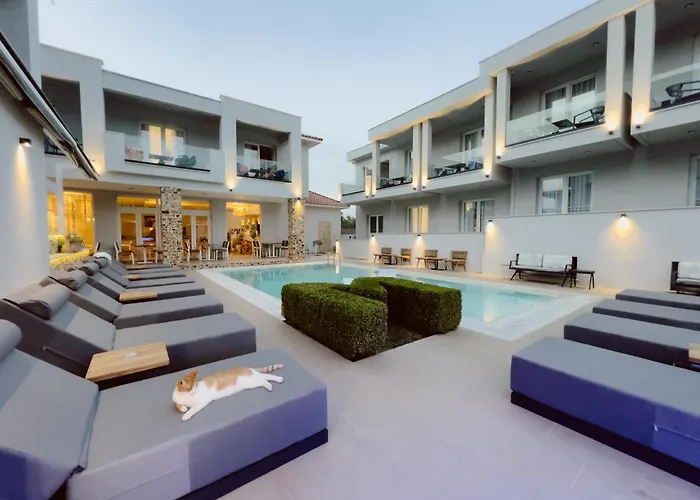 Metsikas Residence